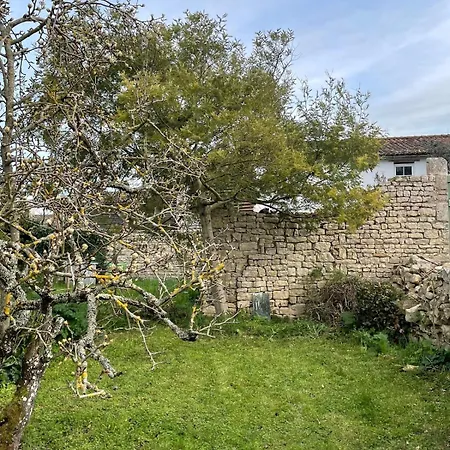 Chai Rethais En Pierres Holiday home *