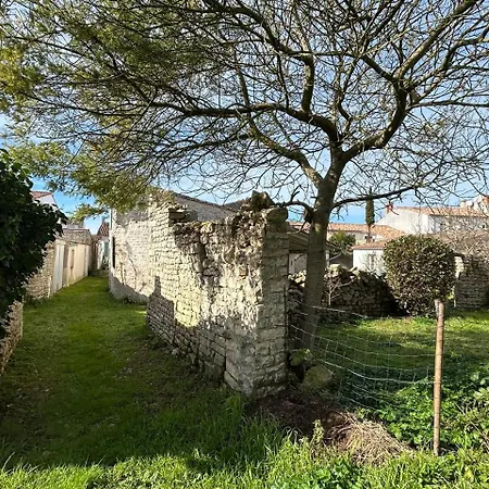 Chai Rethais En Pierres 펜션 Sainte-Marie-de-Ré
