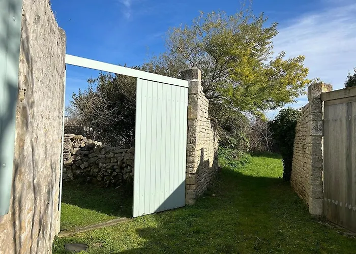 Chai Rethais En Pierres *