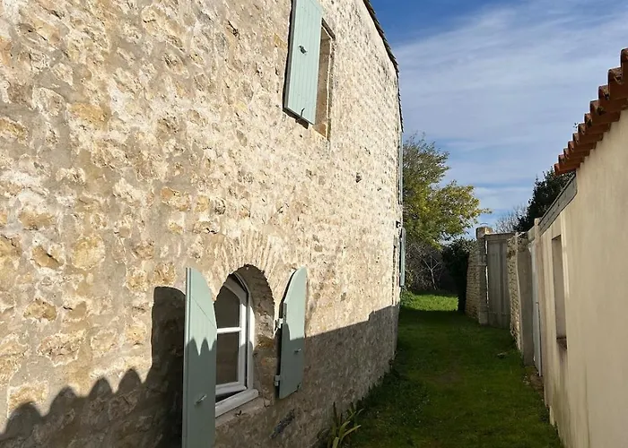 Chai Rethais En Pierres * Sainte-Marie-de-Ré