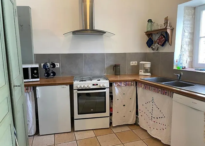 Holiday home Chai Rethais En Pierres *