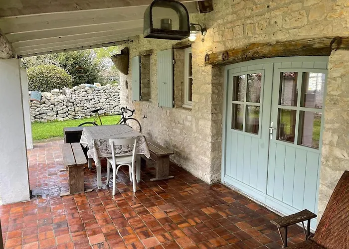 Chai Rethais En Pierres 펜션 Sainte-Marie-de-Ré