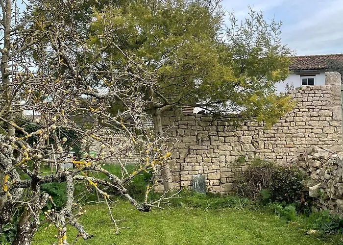 Chai Rethais En Pierres Holiday home *