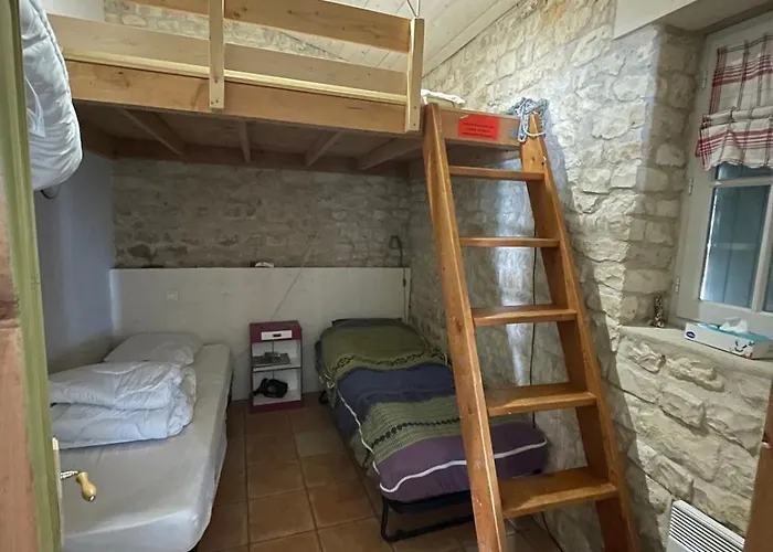 Chai Rethais En Pierres Sainte-Marie-de-Re